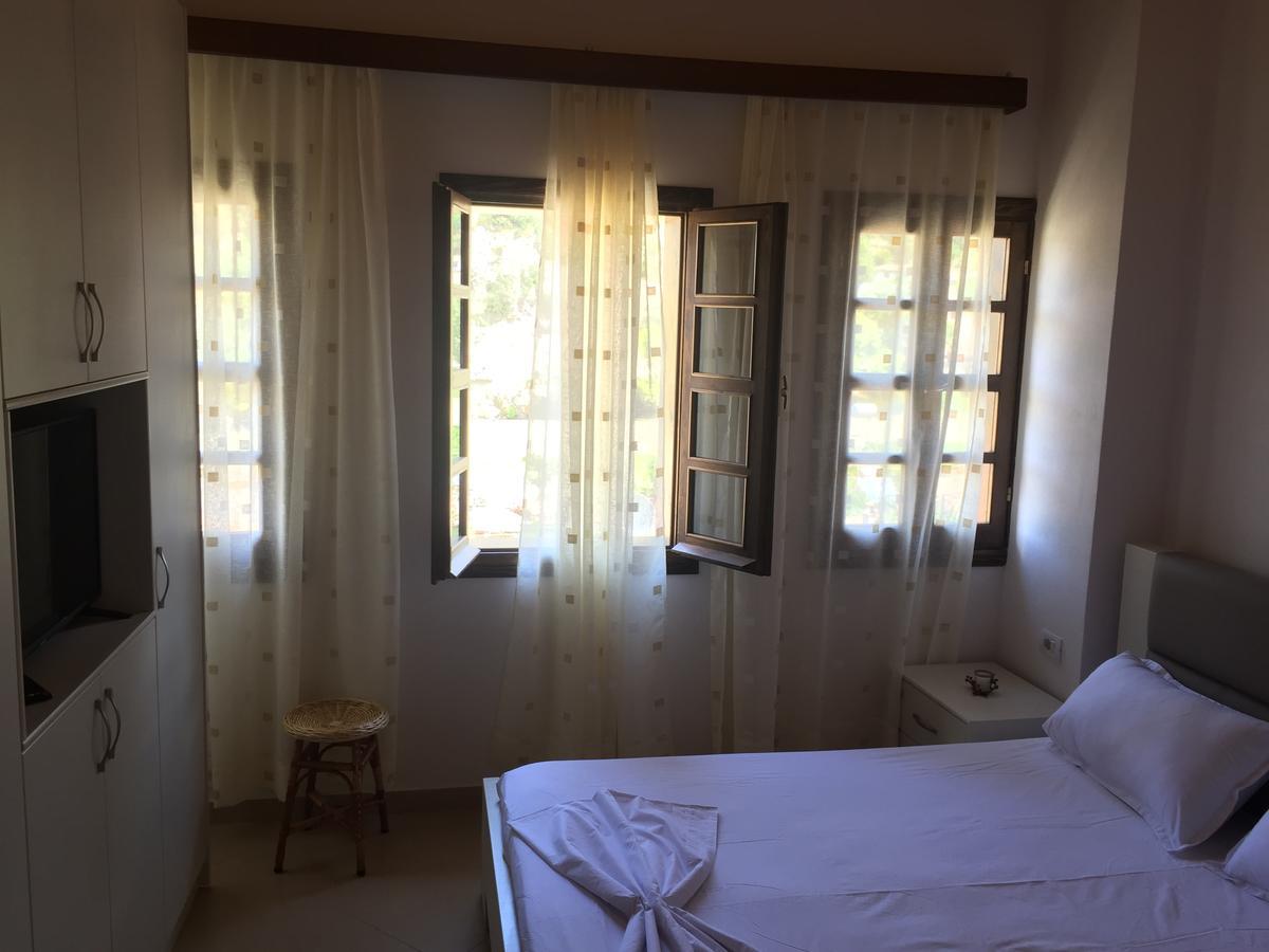 Dhimitri'S Guest House Berat Buitenkant foto