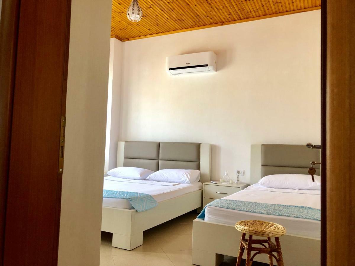 Dhimitri'S Guest House Berat Buitenkant foto